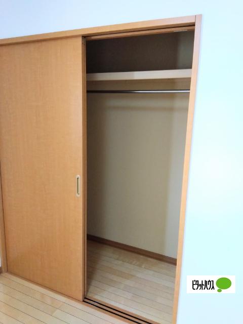 セレーノ旭町（102） 収納