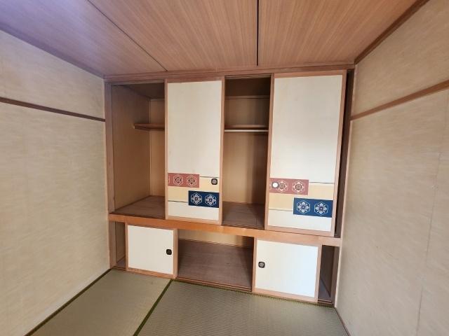 レイラーハイツ86 収納