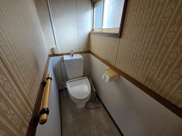 清水町北1条3丁目借家 トイレ