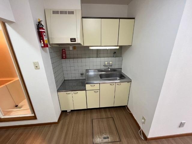 ラフィーネB（103） キッチン