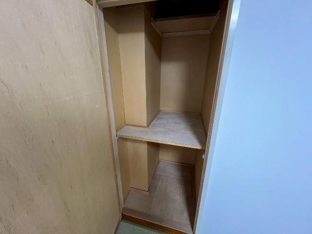 レジデンス西岡（303） 収納