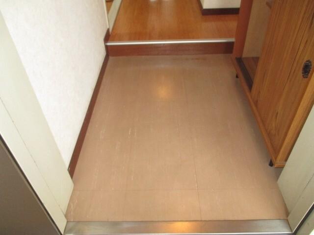 シャルム帯広（107） 玄関