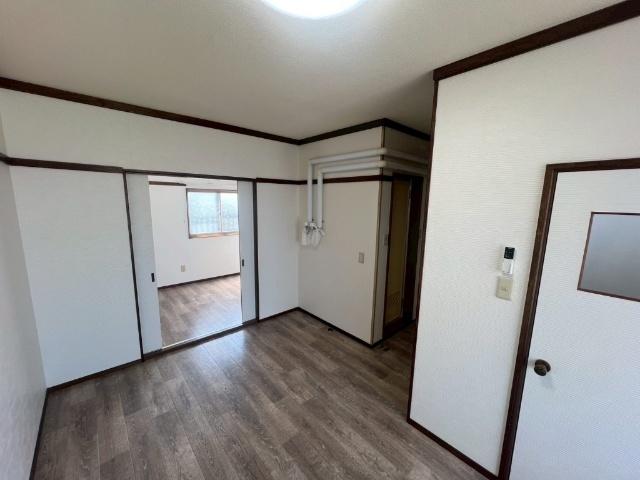 ヤングリーブス（E） その他