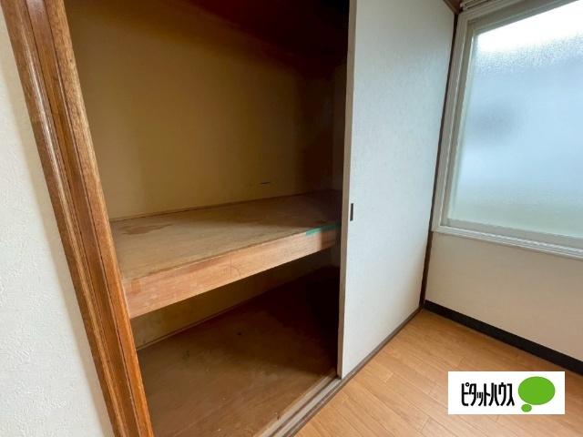 西9北7戸建（1） 収納