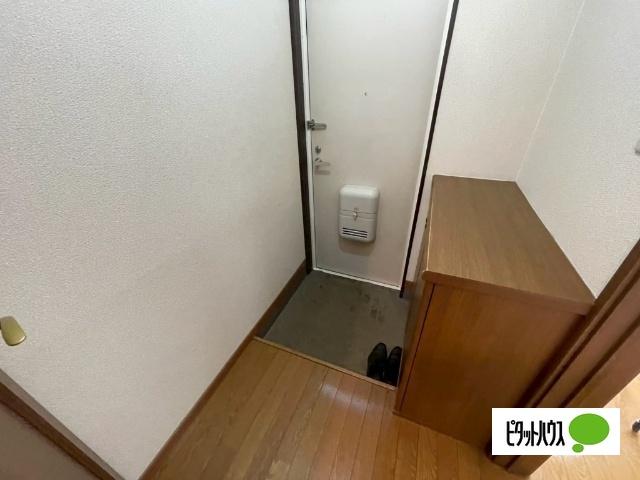 RESIDENCE GUTE（201） 玄関