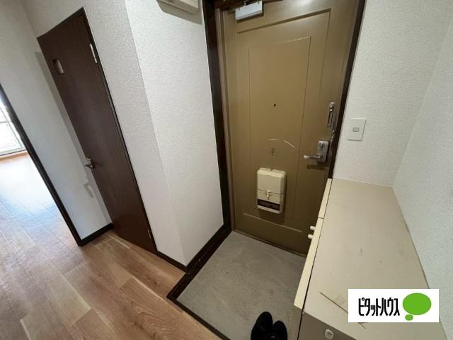 フロンティア東光（301） 玄関