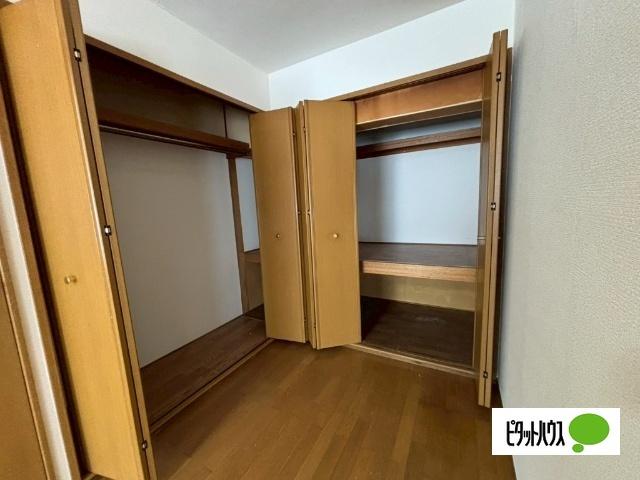 エコーハイツ神居 収納