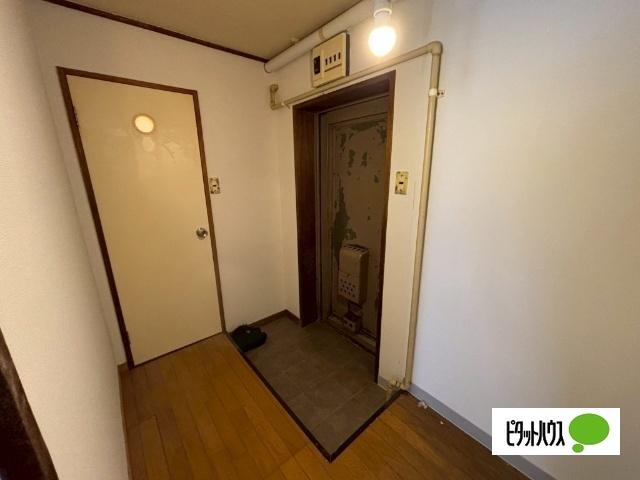 エコーハイツ神居 玄関