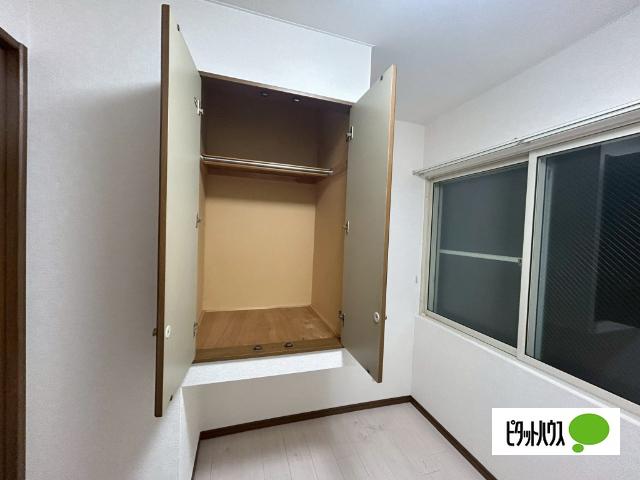 ロイヤルタウンＦ（102） 収納