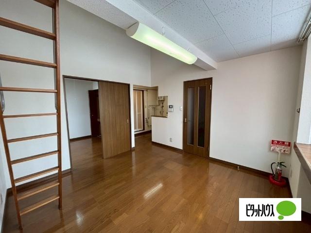 オークランドⅡ 室内