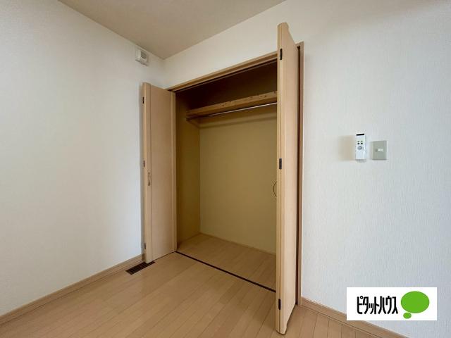 タウンズ緑が丘Ａ（103） 収納