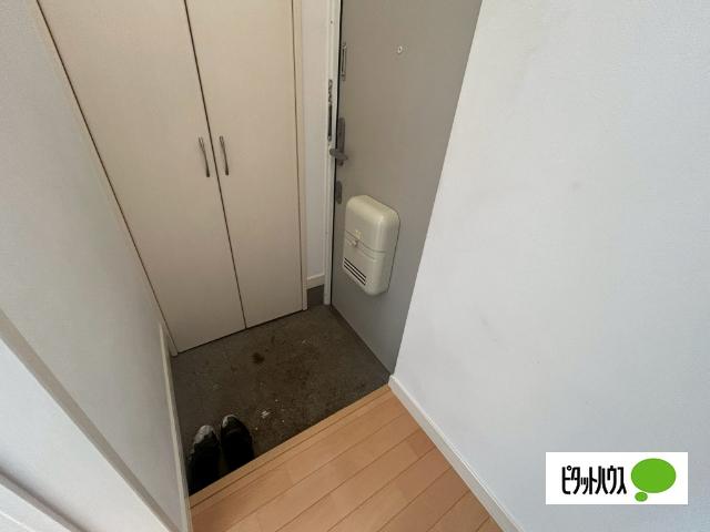 タウンズ緑が丘Ｂ（101） 玄関