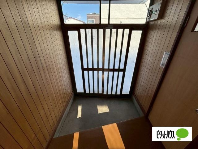 西10北5貸家（kita-nishi） 玄関