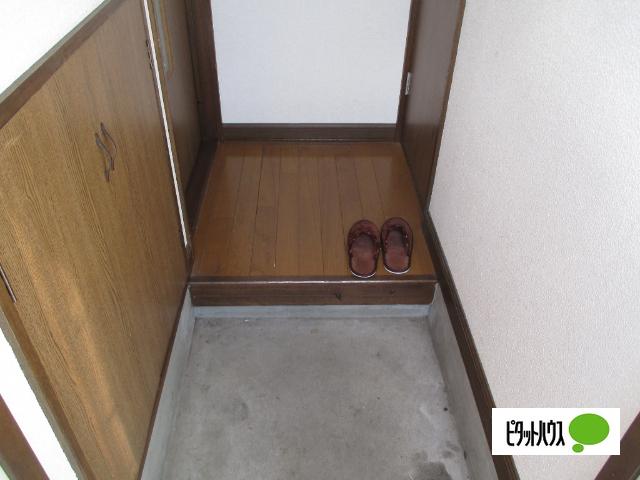 メゾンドール西町（105） 玄関