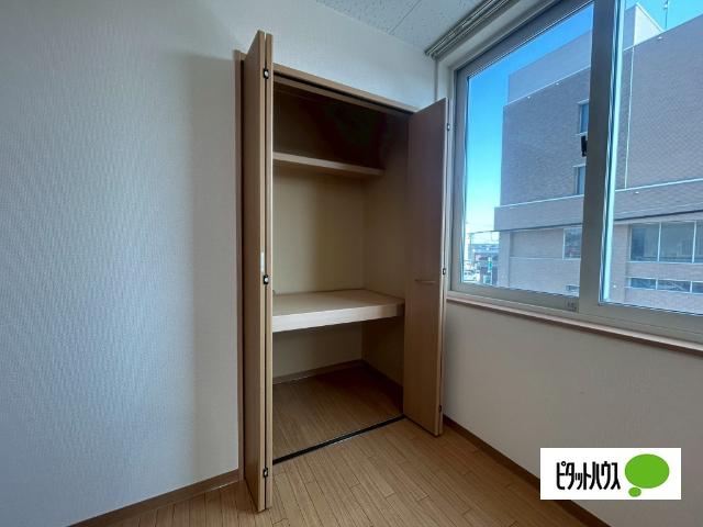 Apt＃10神居（203） 収納