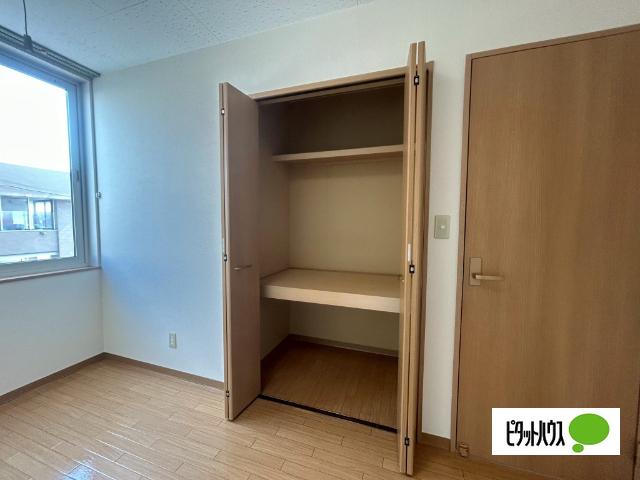 Apt＃10神居（203） 収納