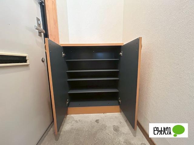 マイハウステンダネス（103） 収納