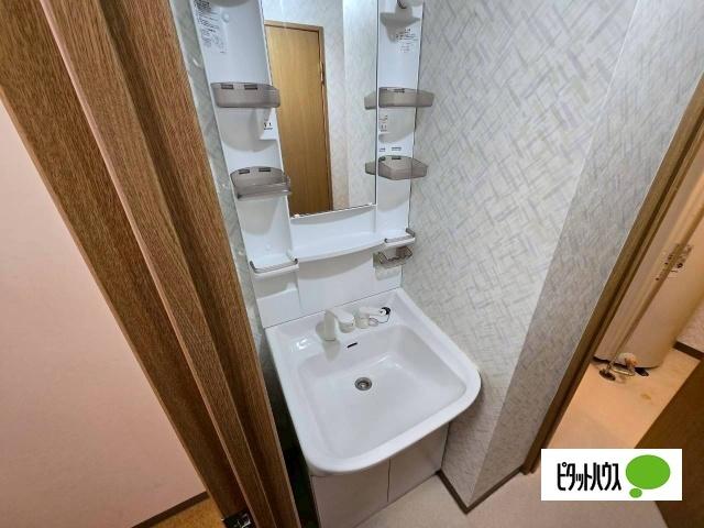あかつきニュータウンA棟（102） 洗面