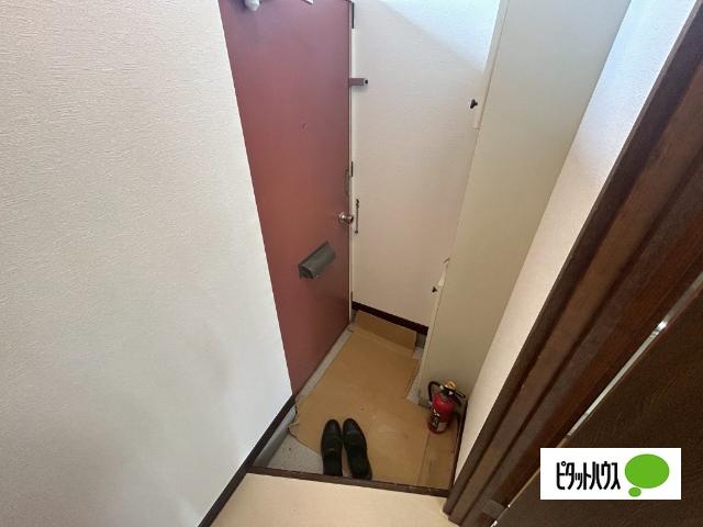 ハイツ25（12） 玄関