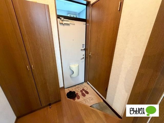 ジョリ1･6（101） 玄関