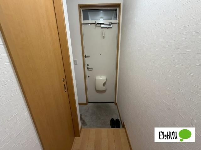 comodo（202） 玄関