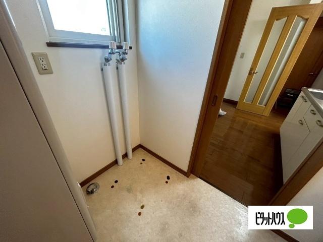 カラリア西1条通り（303） その他