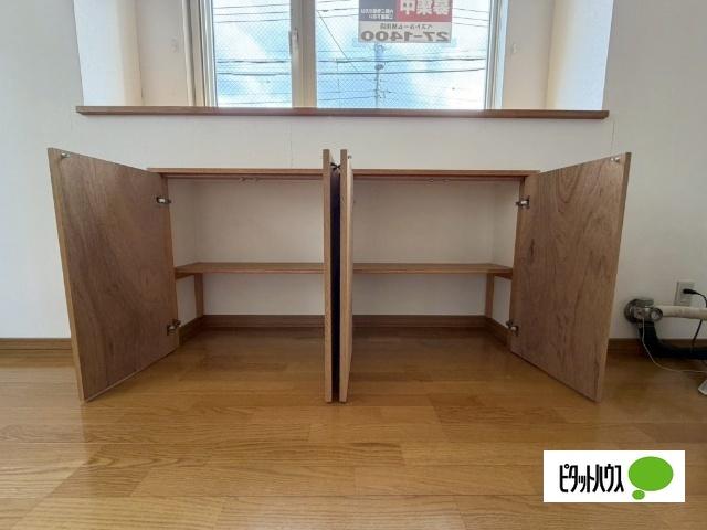 ノンシャラン（102） 収納