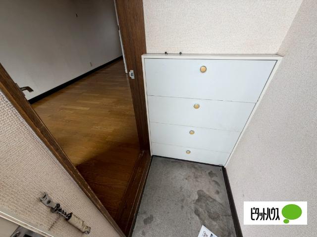 桜が丘西ハイツ（205） 玄関