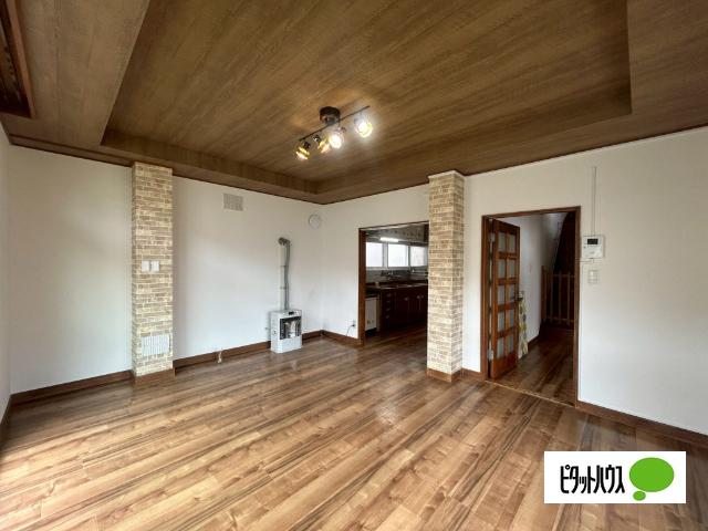 豊岡10-2戸建（1） 室内