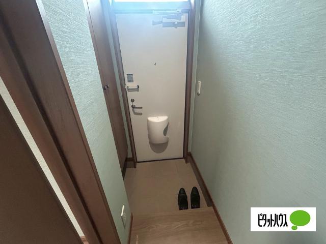 プレステージ豊岡（B） 玄関