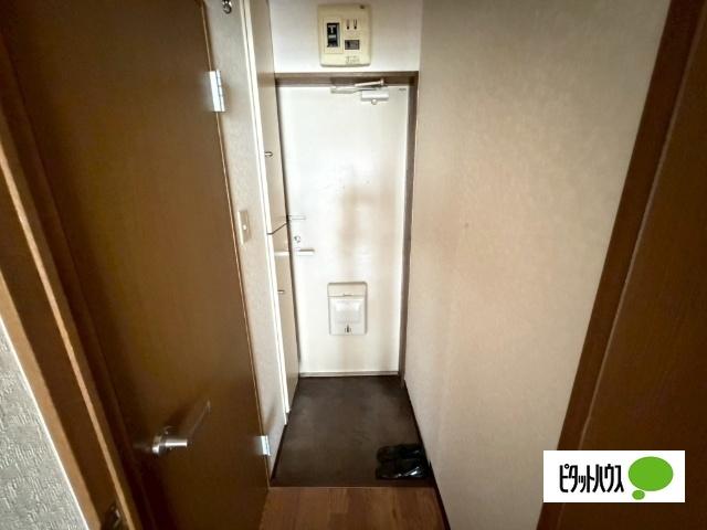 セノンハイツ（102） 玄関