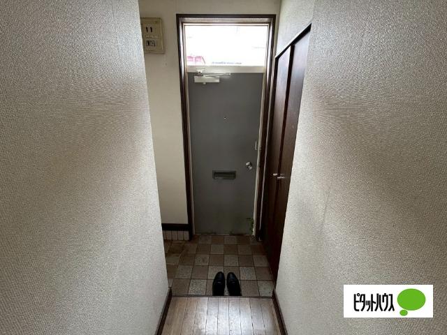 コーポレミー（C） 玄関