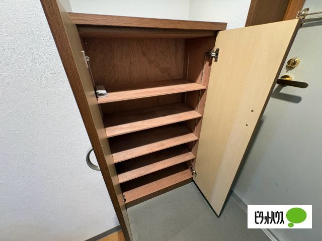 大通11丁目ビル（301） 収納