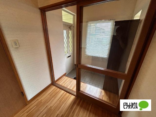 帯広市西十六条南一戸建 玄関