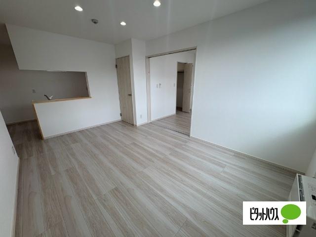 ＣＬＡＳＳＥ　ＸＩＶ（302） リビング