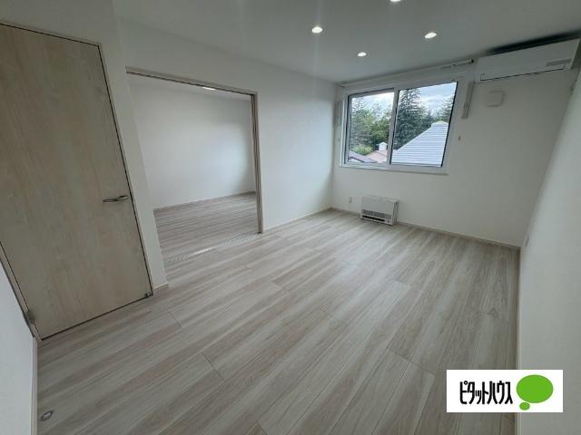 ＣＬＡＳＳＥ　ＸＩＶ（302） リビング