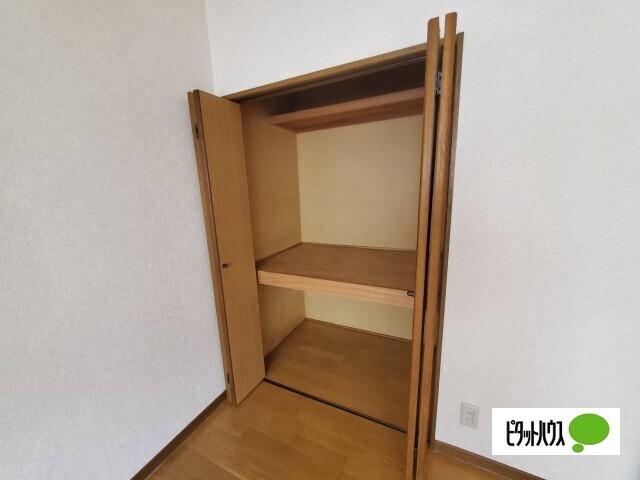 クレール７６（102） 収納