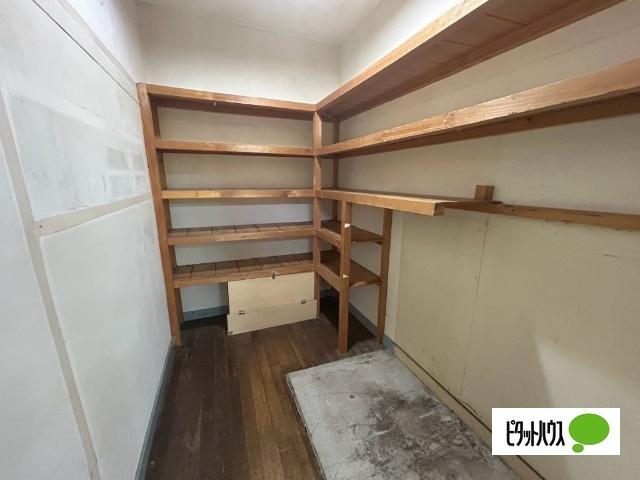 大樹町石坂貸店舗（1） 収納