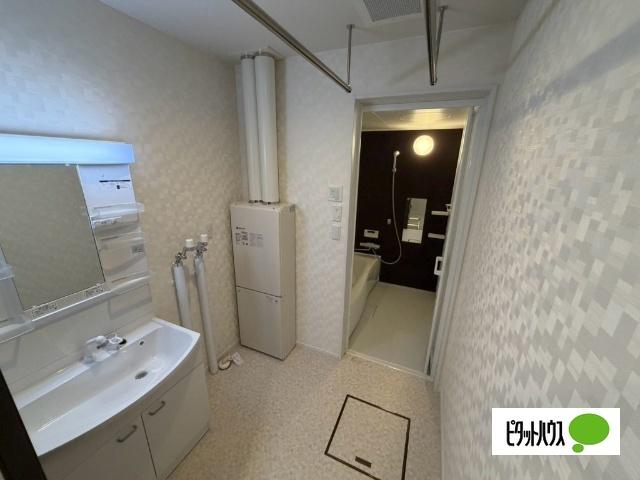 PURE MARINE IX（201） 洗面
