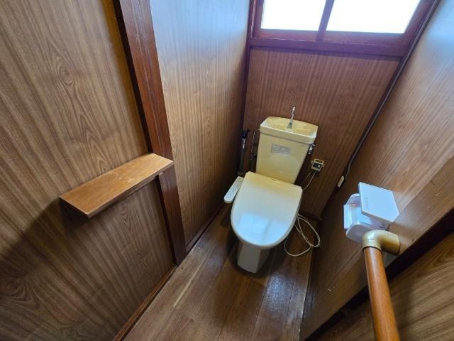 旭町18-83貸家（1） トイレ