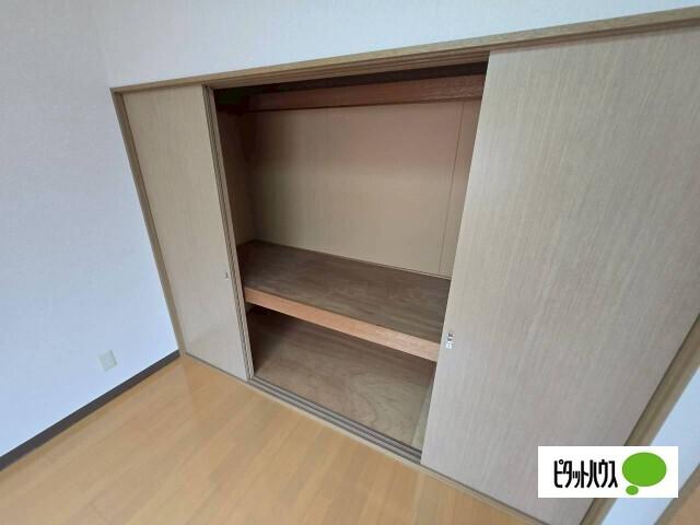 関谷ハイツF 収納