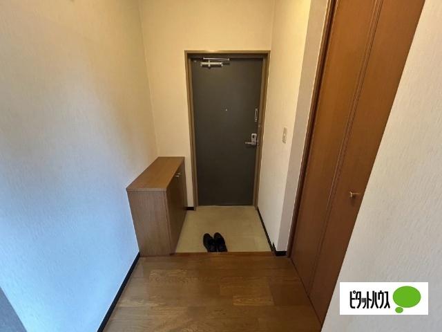 ライトワン24（303） 玄関