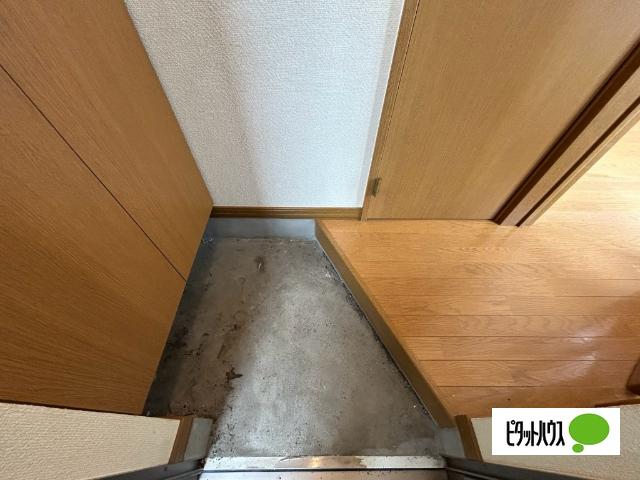 コーポクラーク 玄関