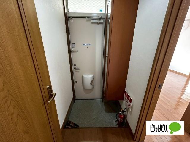 カラリア西1条通り（303） 玄関