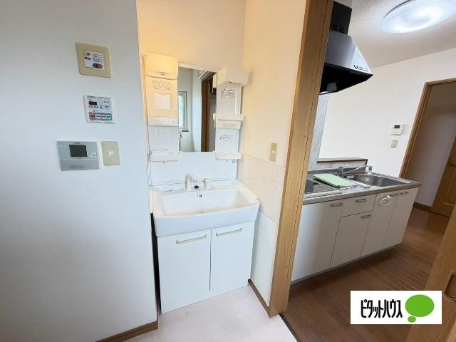 カラリア西1条通り（302） 洗面