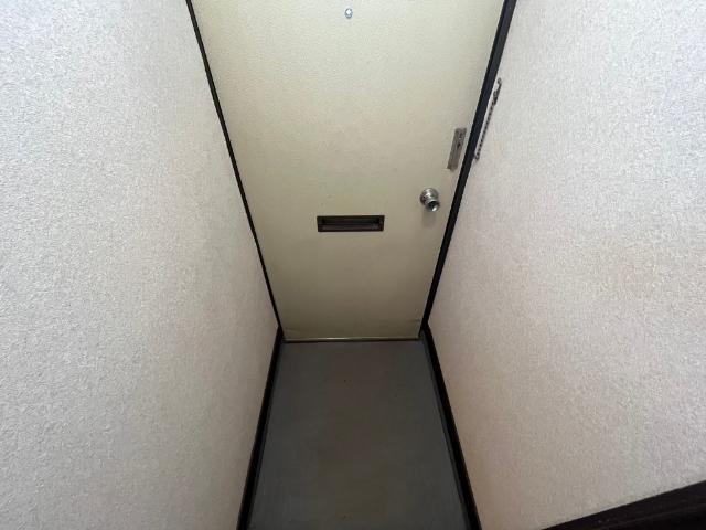 ひばりハイツ（2-B） 玄関