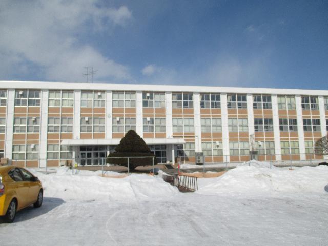 音更町立共栄中学校：521m
