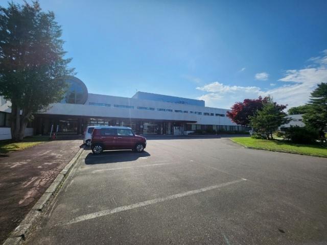 北海道立緑ケ丘病院：1555m