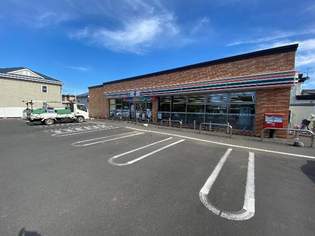 セブンイレブン西帯広店：1210m