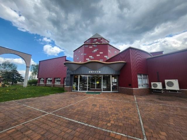 芽室町図書館：1058m